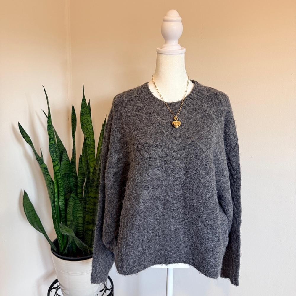 Abercrombie & Fitch | Charcoal Crew Neck Sweater